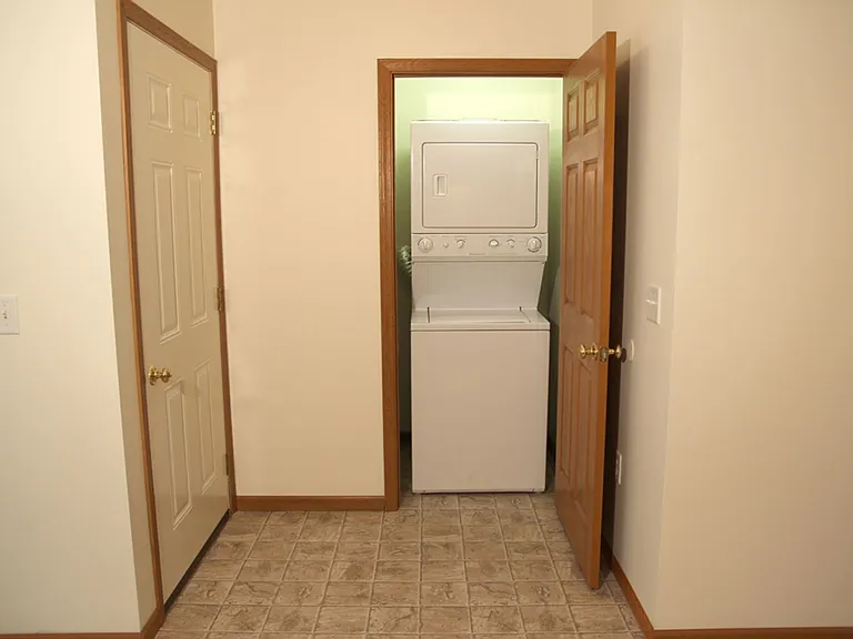 107 Brookside Dr — Photo 6