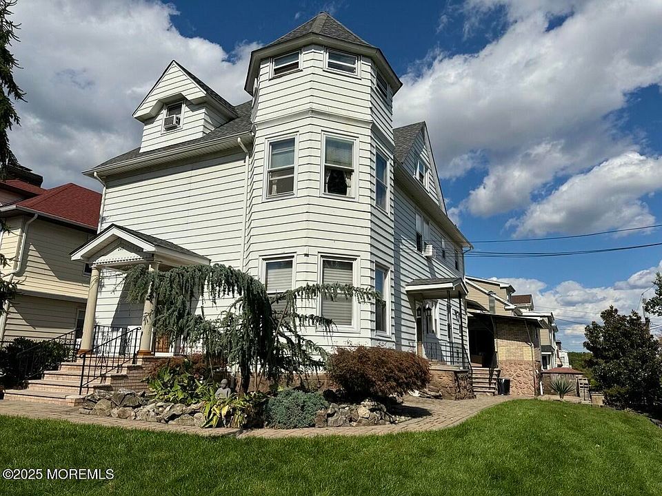 1st image of 245-247 Montclair Ave #1