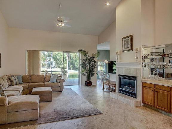 5th image of 3869 Sunrise Ln