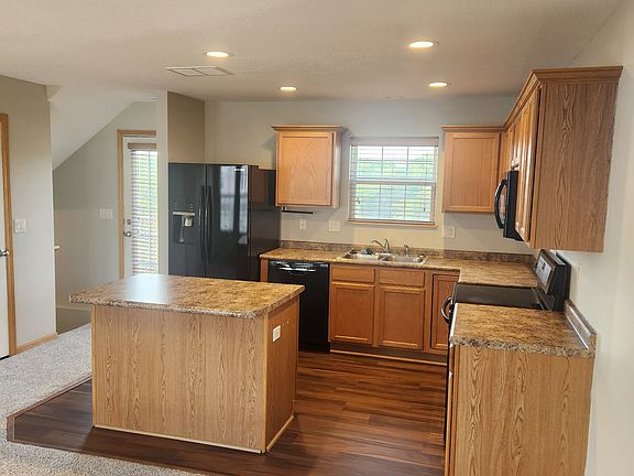 5th image of 3203 SW Arlan Ln