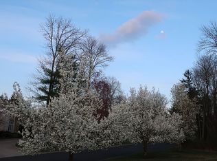 11 Conifer Dr, Warren, NJ 07059