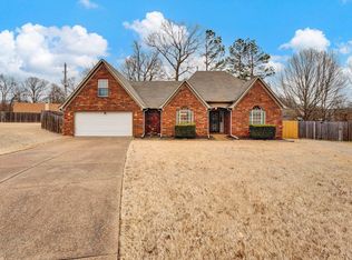 8942 Walnut Forest Cv, Cordova, TN 38018