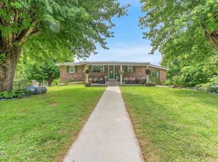1899 Kingdom Rd, Duffield, VA 24244