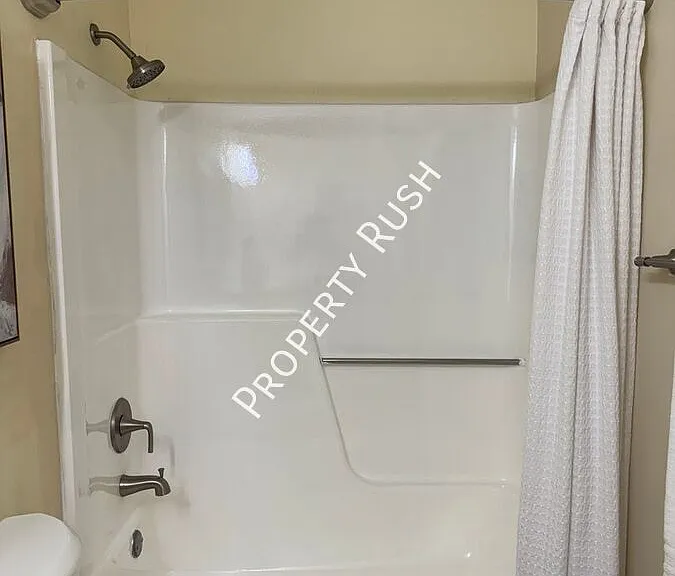 8740 Millard Lee Ln #8740 — Photo 11
