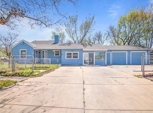 2321 E Mossman Ave, Wichita, KS 67214