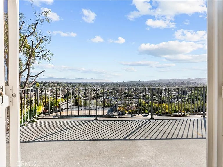 6758 Julie Ln — Photo 36