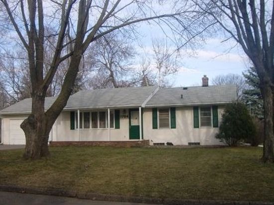 1784 Ide St N, Maplewood, MN 55109