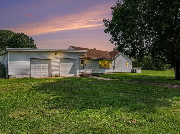 19603 N Dr N, Marshall, MI 49068