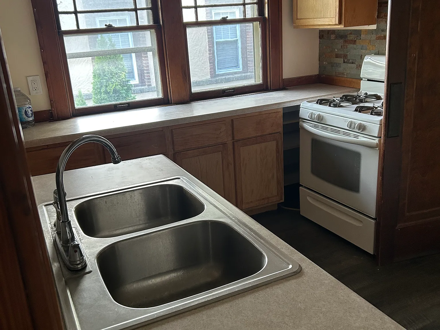 Manor Ct, Joliet — Photo 1