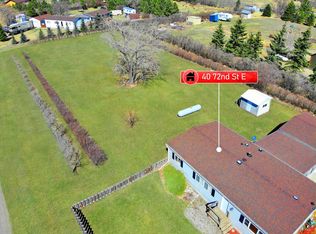 40 72nd St E, Williston, ND 58801