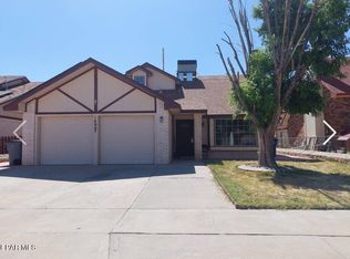 10907 Yogi Berra Dr, El Paso, TX 79934