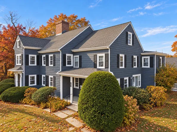 793 Lynnfield St, Lynn, MA 01904