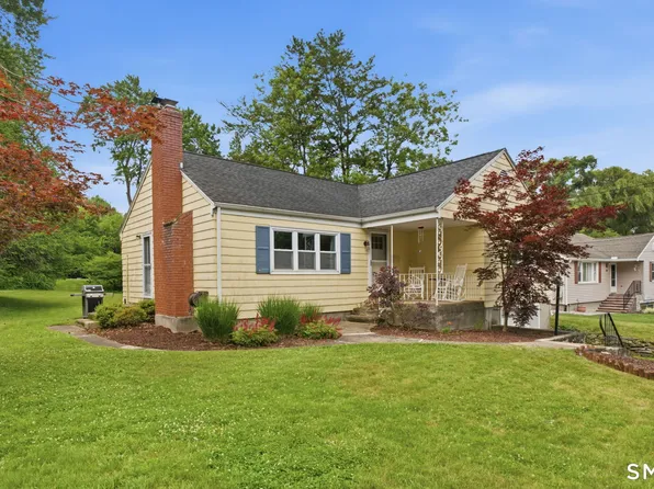 15 Scarborough Road, Windsor, CT 06095