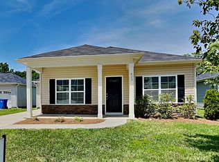 423 Ridge Ave, Mooresville, NC 28115