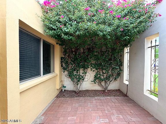 2nd image of 312 W LAGUNA Drive