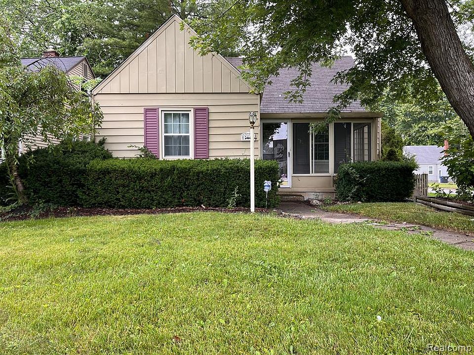 15655 Kinloch, Redford, MI 48239 Zillow