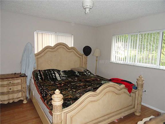 5th image of 2441 Hope Ave