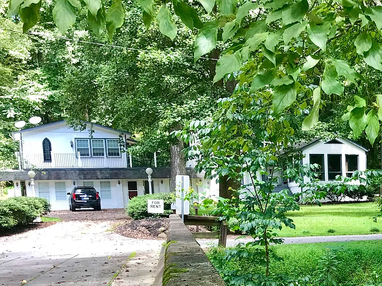 140 Cool River Dr — Photo 3