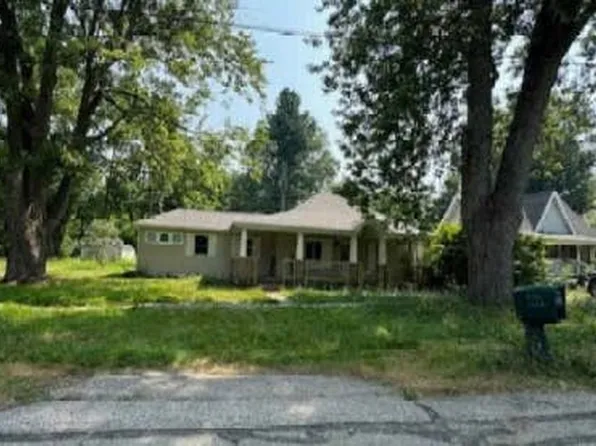 7131 Welles St, Brown City, MI 48416