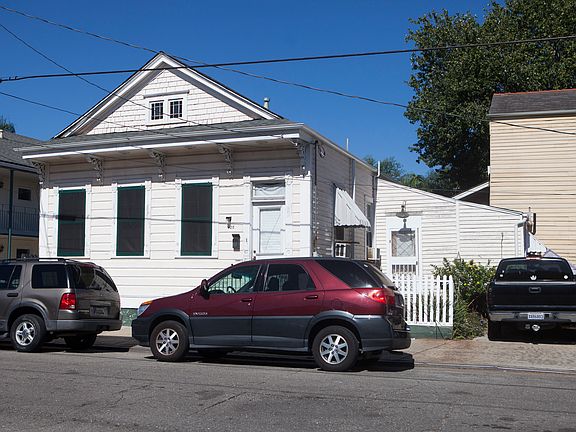 Rent House & off-street prkg