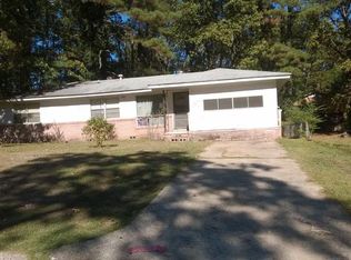 32 Westminister Dr, Little Rock, AR 72209