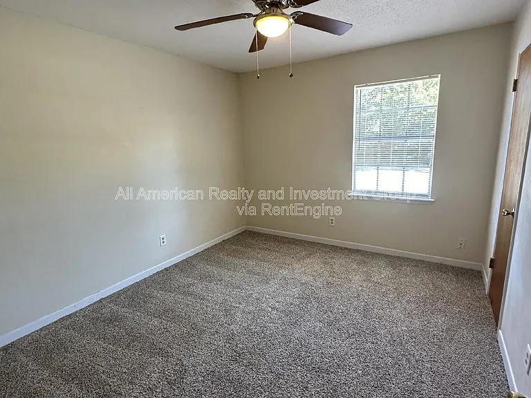 146 Alabama Ave NW #B — Photo 16