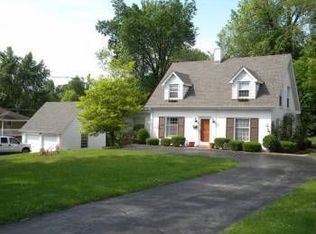 32 Juanita Pl, Belleville, IL 62223
