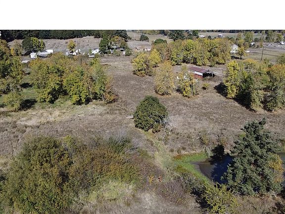 4th image of 0 8th Ave