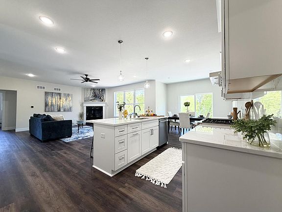 4th image of 4801 Piper LANE