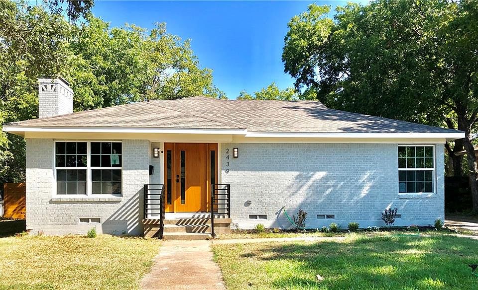 1st image of 2439 Southwood Dr