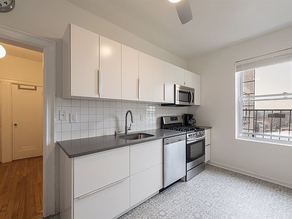 5th image of 63 Sherman Pl APT E10