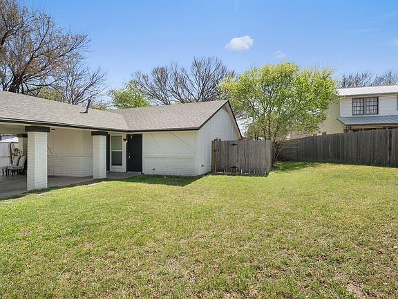 3rd image of 9616 Point Vista Pl #B