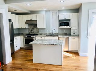 18 Hathorn St APT 1, Somerville, MA 02145