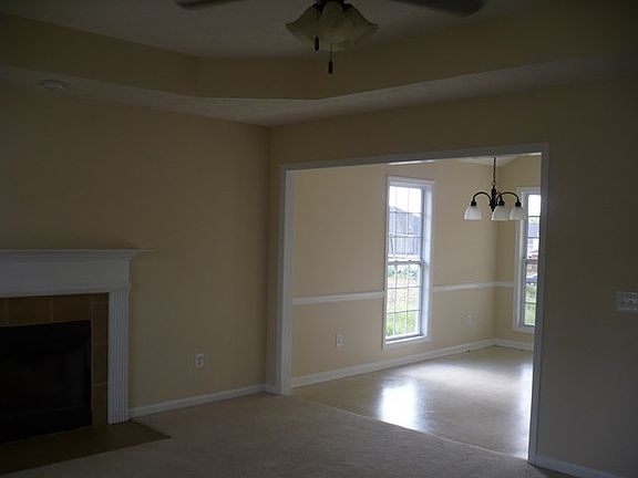 5th image of 69 Brentwood Dr