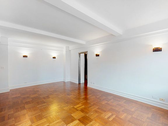 4th image of 172 W 79th St #11B