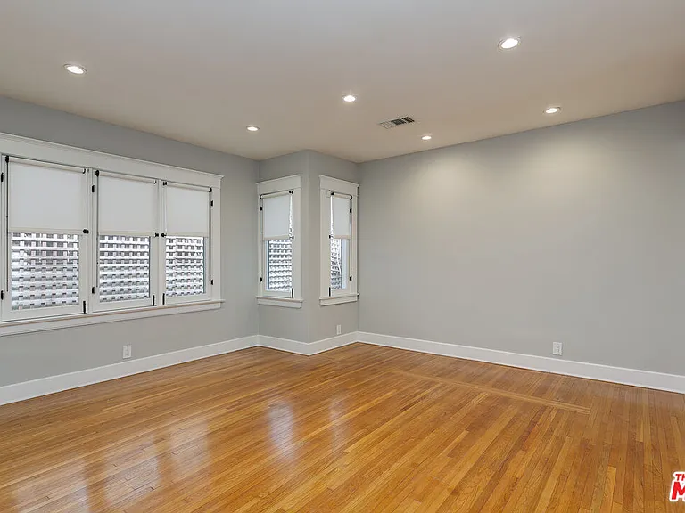 1441 N Ogden Dr — Photo 18