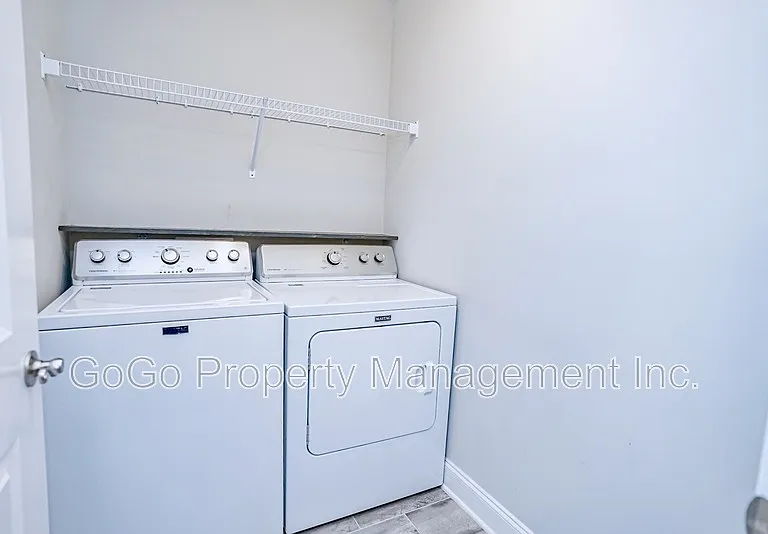 206 Snow St — Photo 14