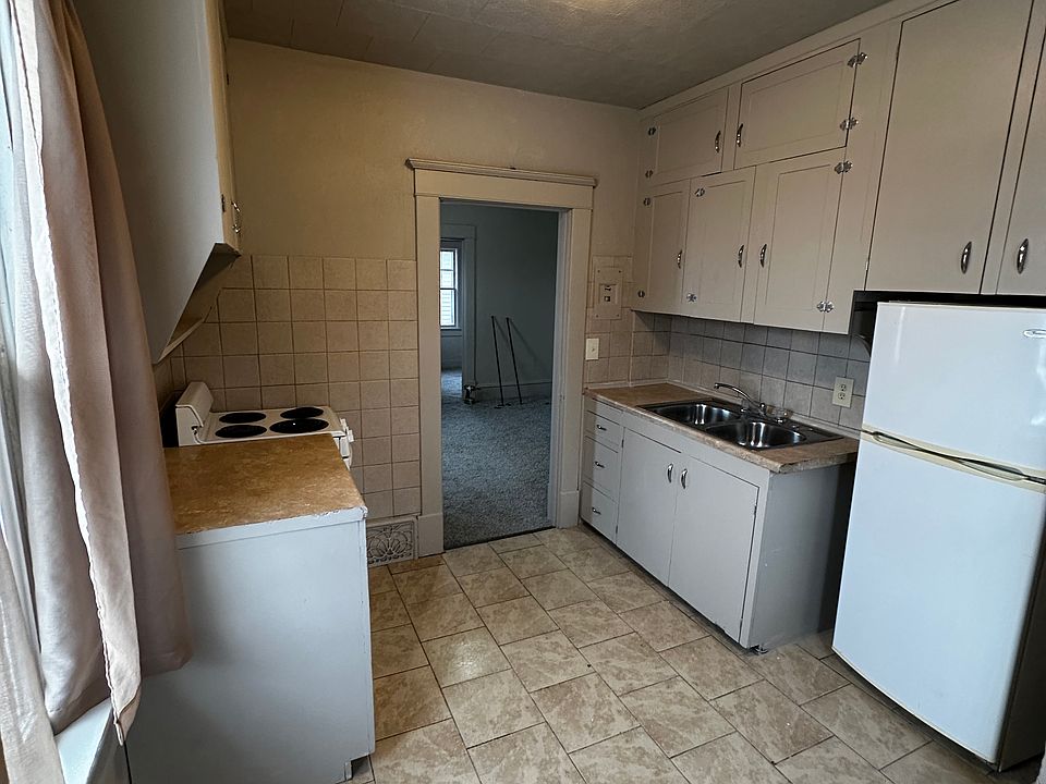 2nd image of 714 N 31st St #3