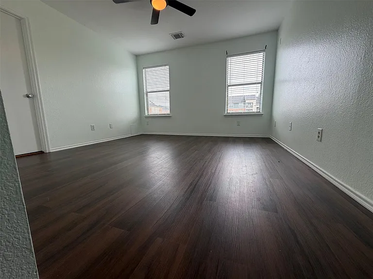 2610 Skyview Shadows Ct — Photo 15