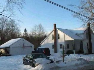 1049 North Rd, Amsterdam, NY 12010