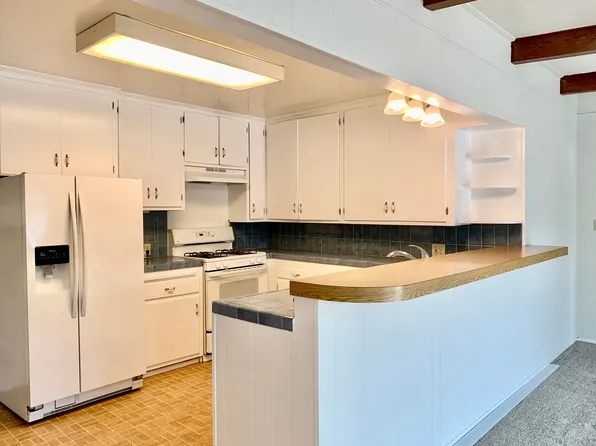 4552 Dana Dr, La Mesa, CA 91942