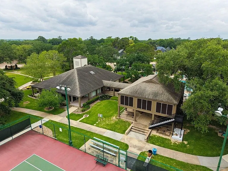 18111 Shireoak Dr — Photo 49