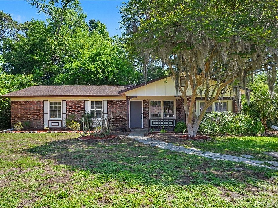 1st image of 10 Port Royal Drive