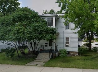 502 W 6th Ave #A, Oshkosh, WI 54902