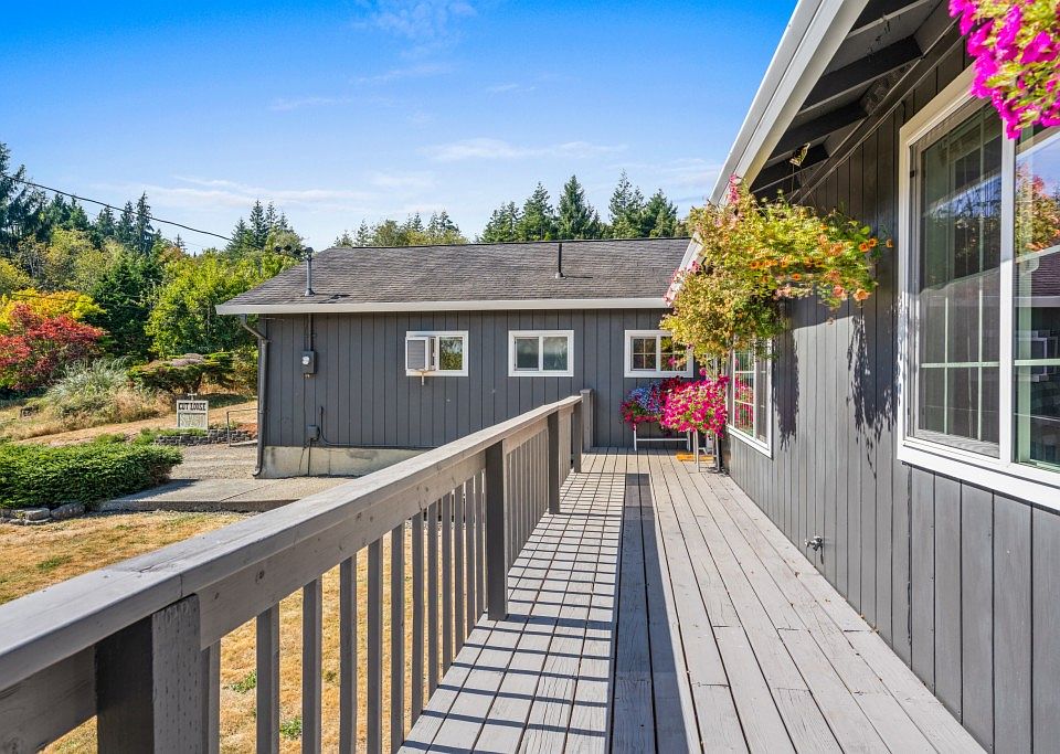 3245 Sienko Rd, Raymond, WA 98577 | Zillow