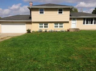 312 W 1st St, Long Grove, IA 52758