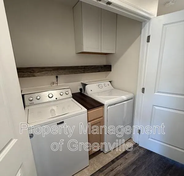 103 Fernside Ct — Photo 17