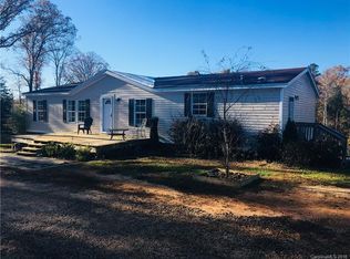2094 Chestnut St, Hickory Grove, SC 29717