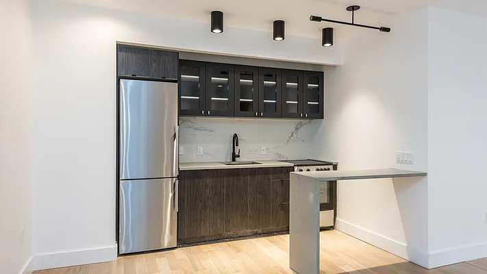 Rented by Nooklyn NYC LLC | media 78