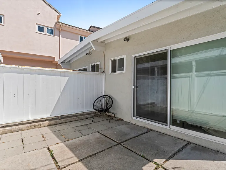 35175 Beach Rd #A — Photo 32
